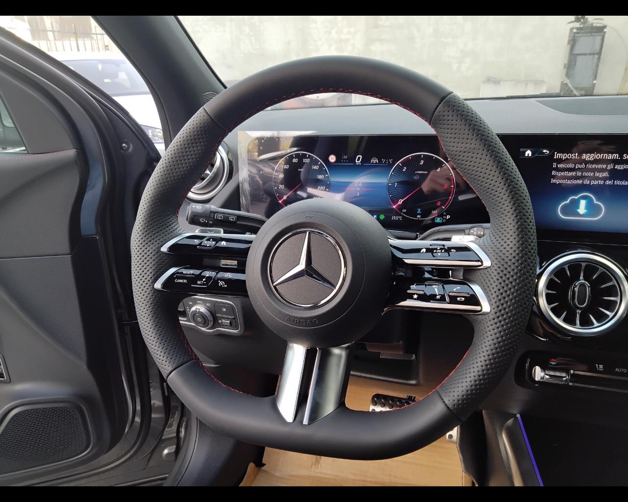 Mercedes-Benz NUOVA GLA GLA 200 D AUTOMATIC