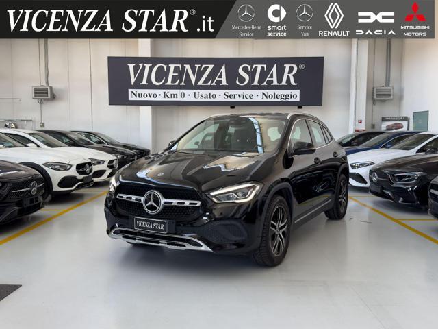 MERCEDES-BENZ GLA 200 SPORT