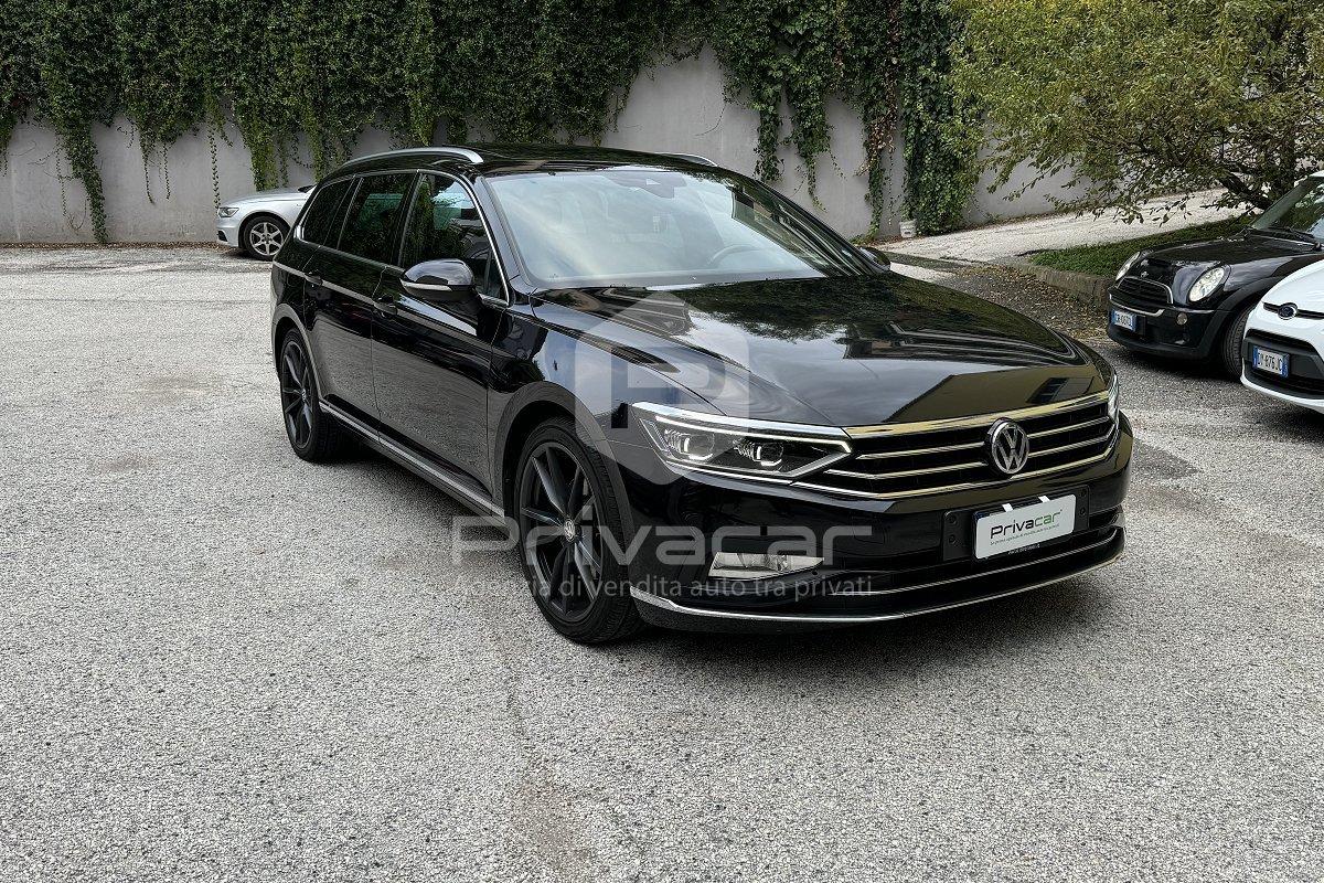 VOLKSWAGEN Passat Variant 2.0 TDI SCR 190 CV 4MOTION DSG Executive BMT