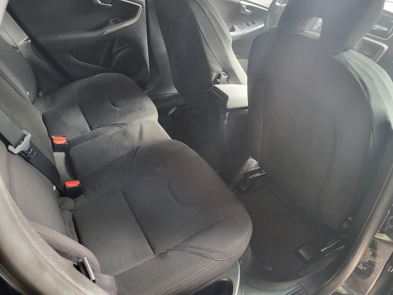 Volvo V40 D2 Momentum