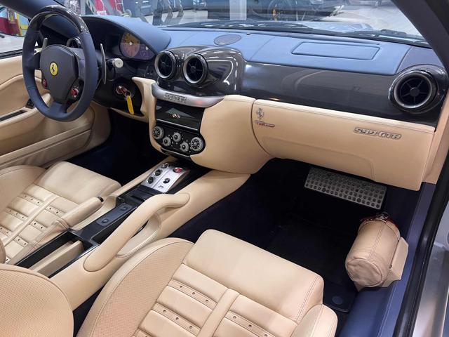 FERRARI 599 GTB Fiorano F1