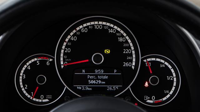VOLKSWAGEN Maggiolino Cabrio 1.6 TDI DSG 70S EDITION