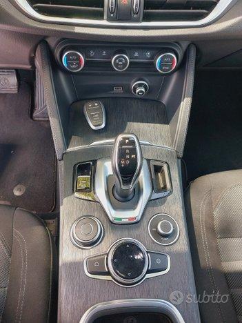 Alfa Romeo Stelvio 2.2 160 CV AT8 Business - 2021