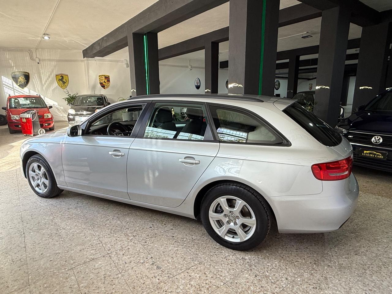Audi A4 Avant 2.0 TDI 120CV station wagon