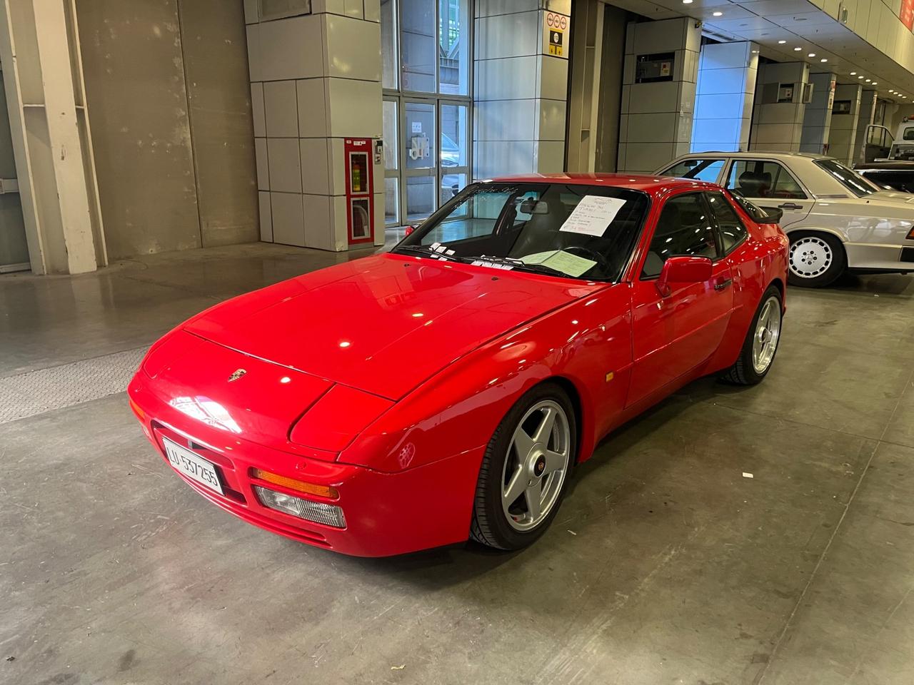 Porsche 944 Turbo S - Rara