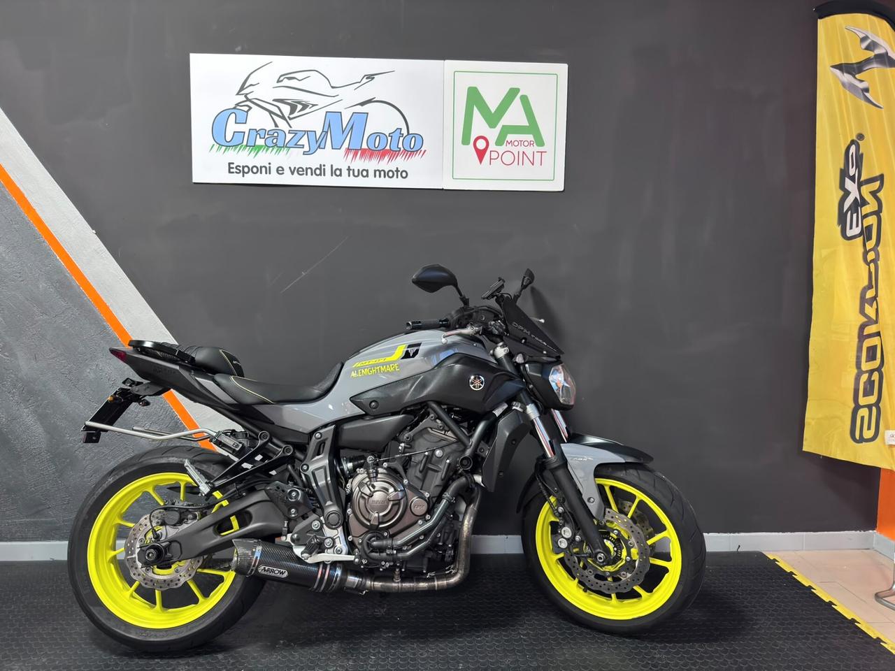Yamaha MT-07 NIGHT FLUO