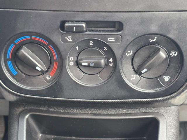 FIAT Qubo 1.4 8V 77 CV Easy Natural Power