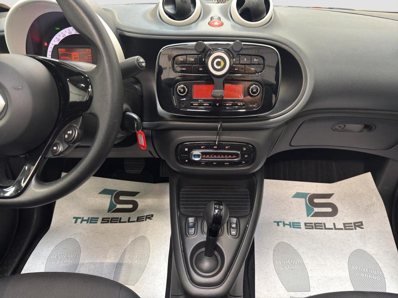 Smart fortwo cabrio electric drive*FORMULA S*