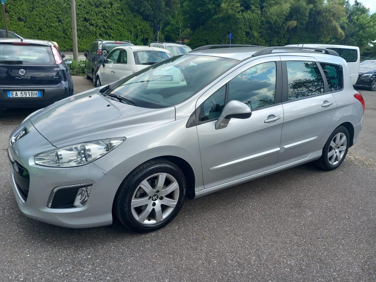 Peugeot 308 1.6 8V e-HDi 112CV Stop&Start SW Access