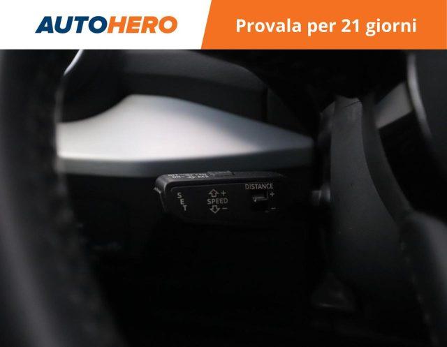 AUDI Q2 30 TDI S tronic Identity Black