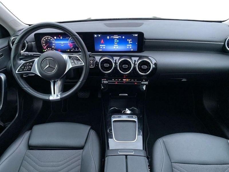 Mercedes-Benz Classe A A 180 d Progressive Advanced auto