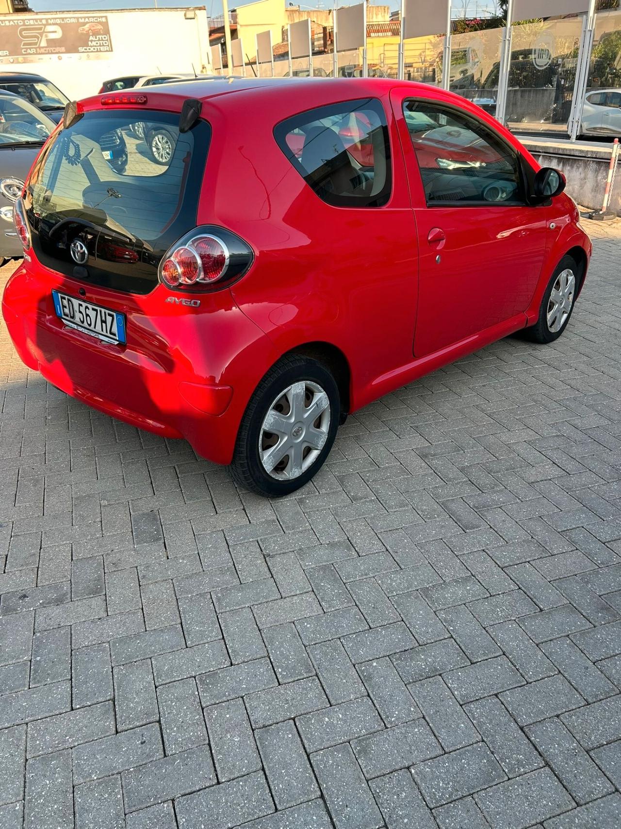 Toyota Aygo 1.0 12V VVT-i 3 porte Sol Red Edition