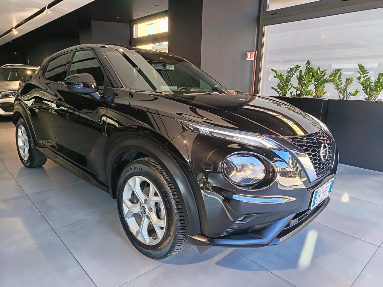 Nissan Juke 1.0 DIG-T 114 CV DCT N-Connecta