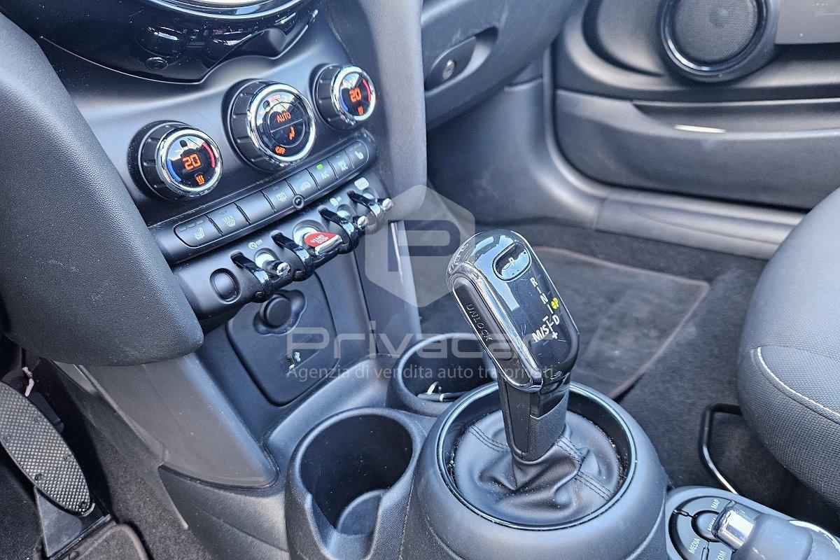 MINI Mini 1.5 Cooper Cabrio