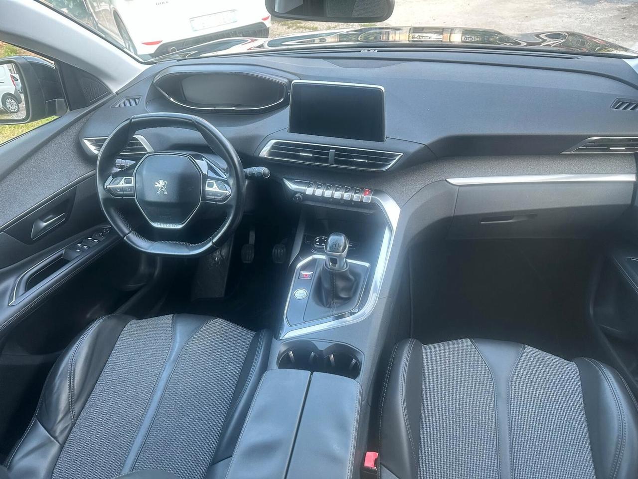 Peugeot 3008 BlueHDi 120 S&S Allure