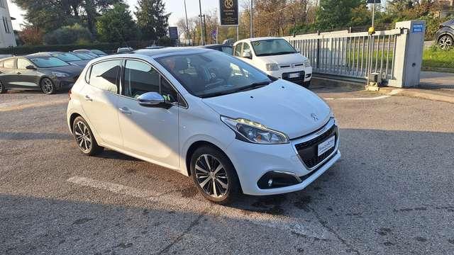 Peugeot 208 208 5p 1.2 puretech Allure 82cv