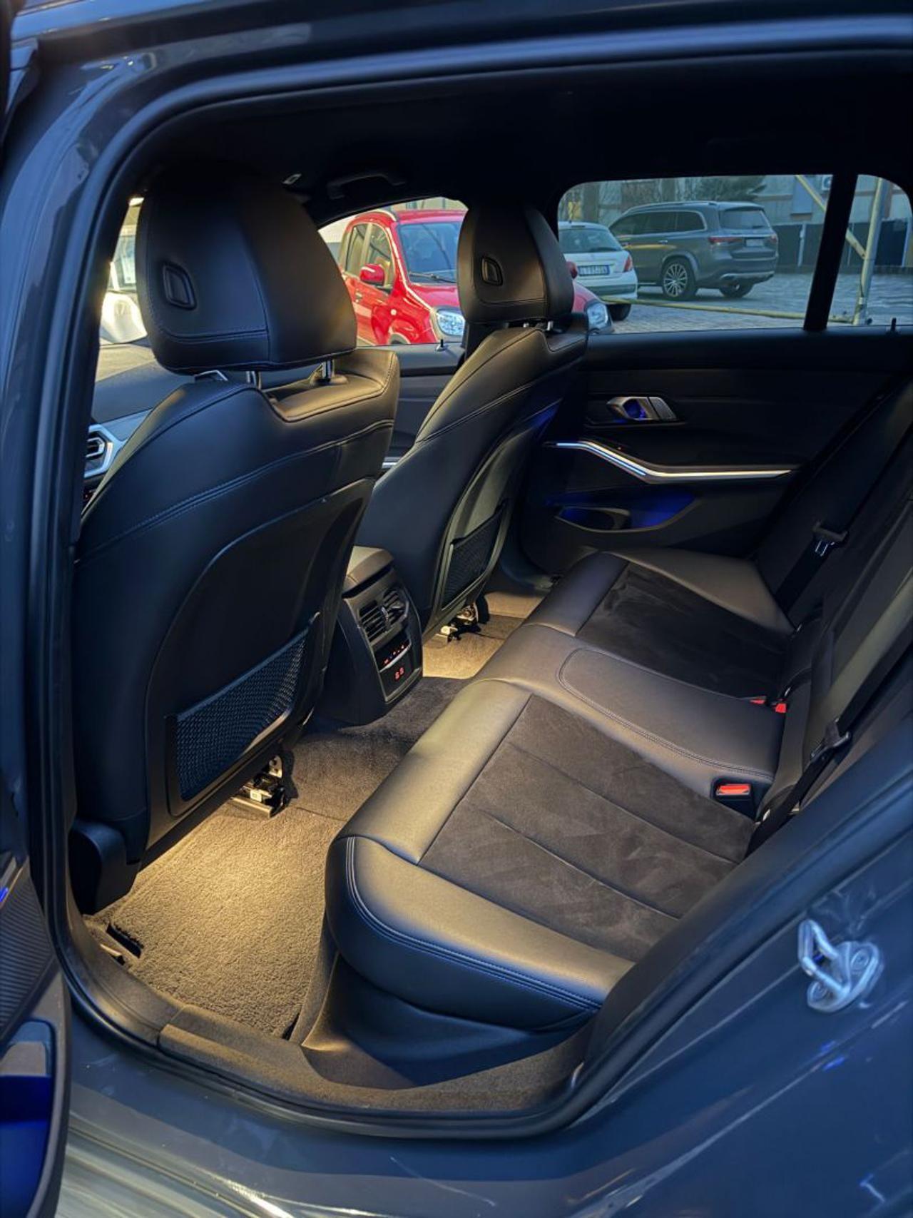 BMW 320 d Touring mhev 48V Msport auto