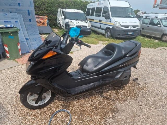 Yamaha Majesty YP 250