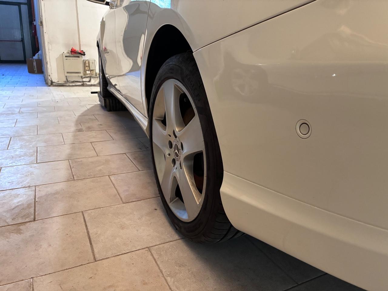 Mercedes-benz CLA 180 d Business