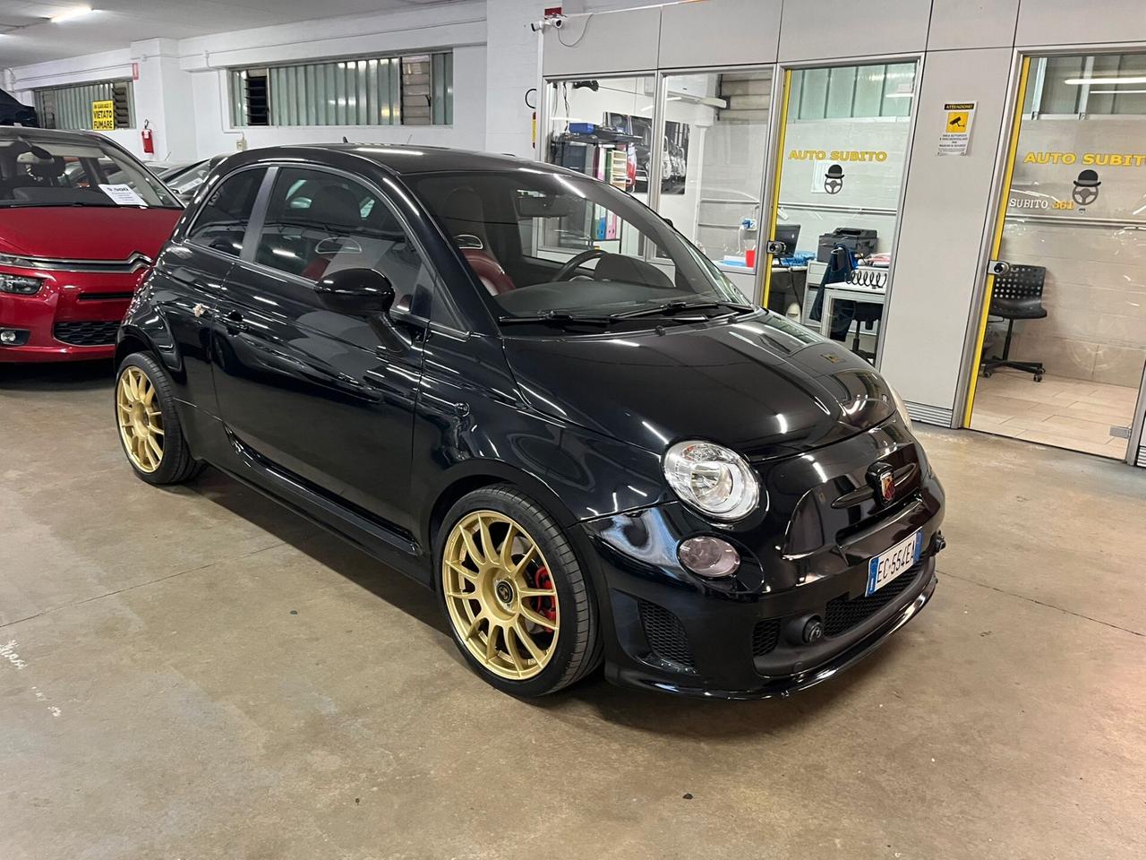 Abarth 500 1.4 Turbo T-Jet Tenuta benissimo!!!