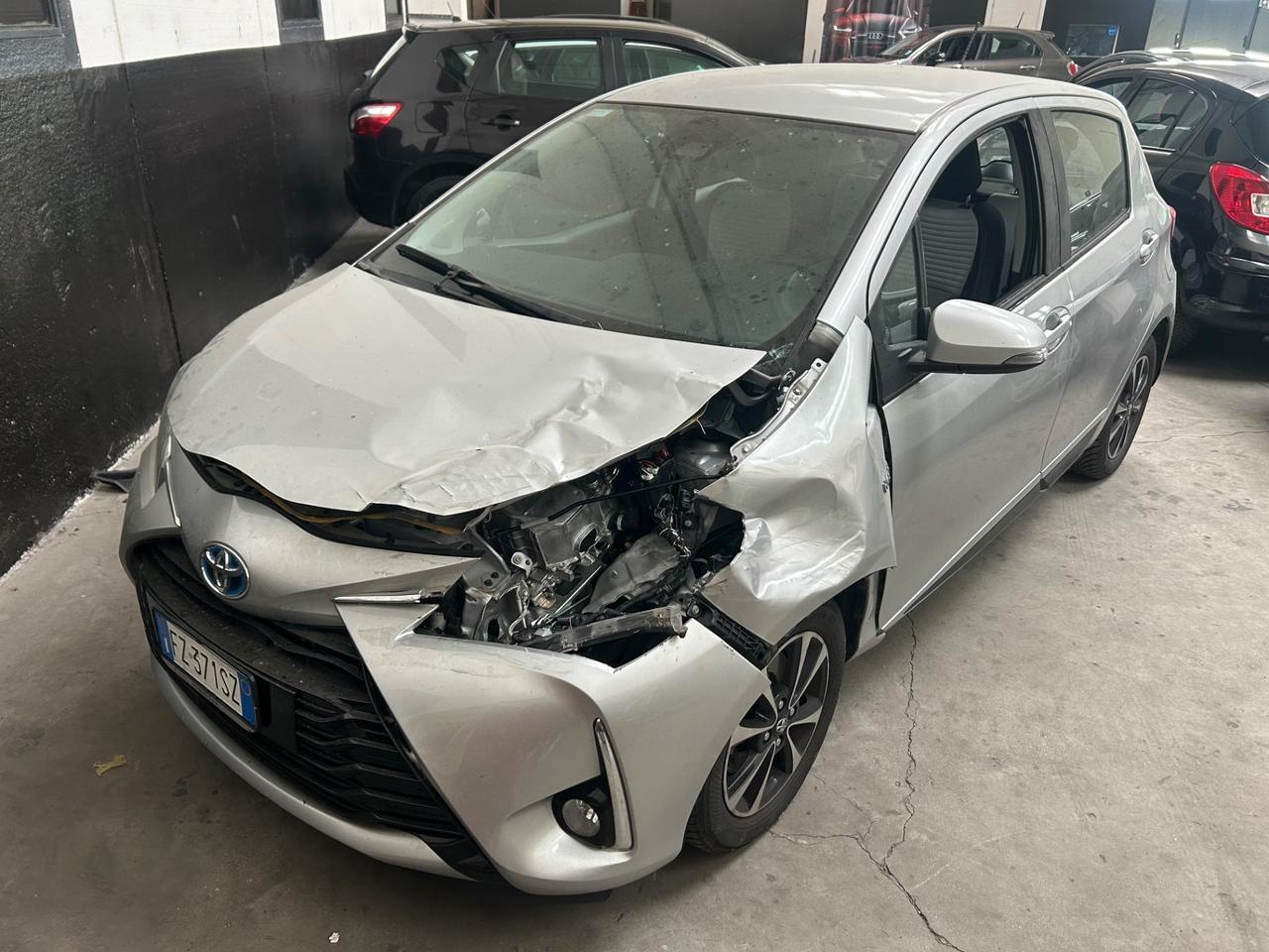 Toyota Yaris 1.5 benzina/Hybrid 73cv automatica