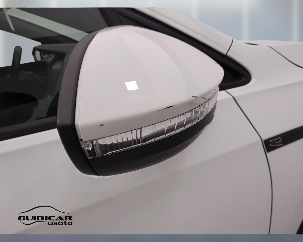 VOLKSWAGEN Golf VIII 2020 - Golf 1.5 etsi evo R-Line 130cv dsg