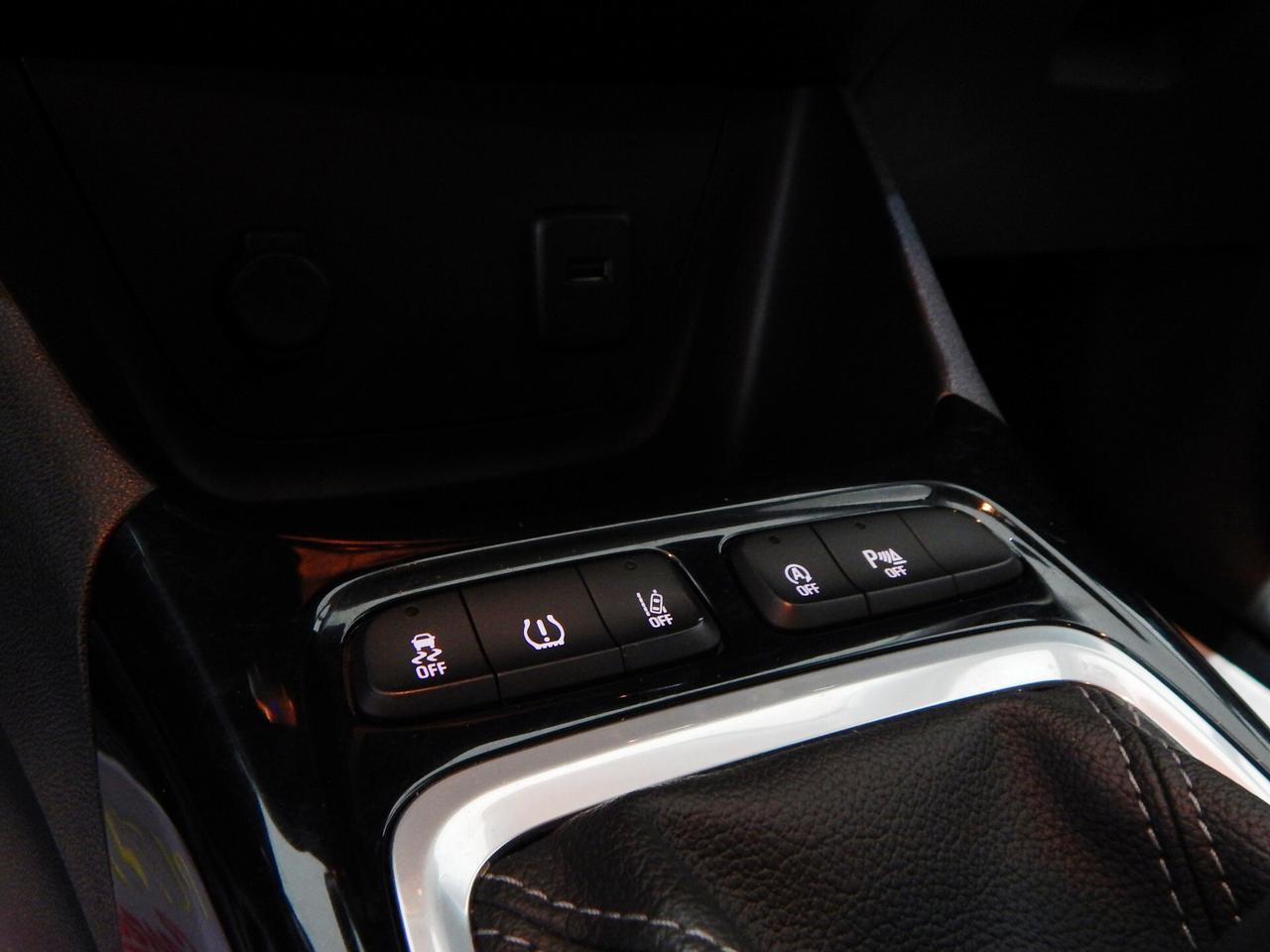 Opel Crossland X 1.5 ecotec Innovation S&S CARPLAY-LED-PARK-KAMERA