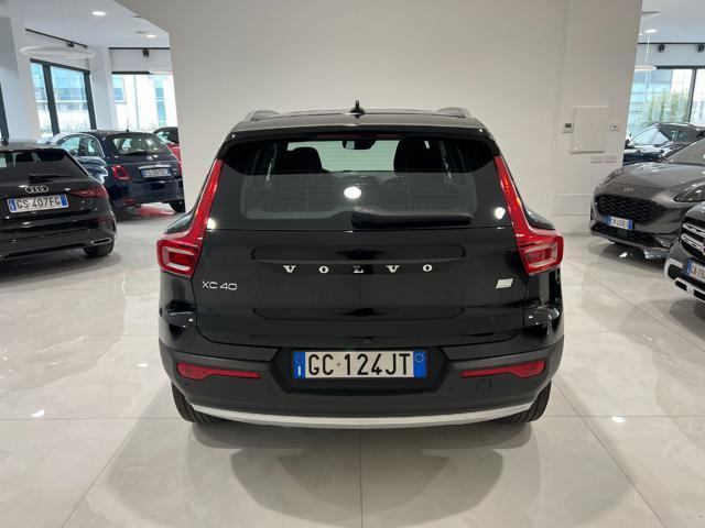 VOLVO XC40 T5 Recharge Plug-in Hybrid Inscription tetto pan.