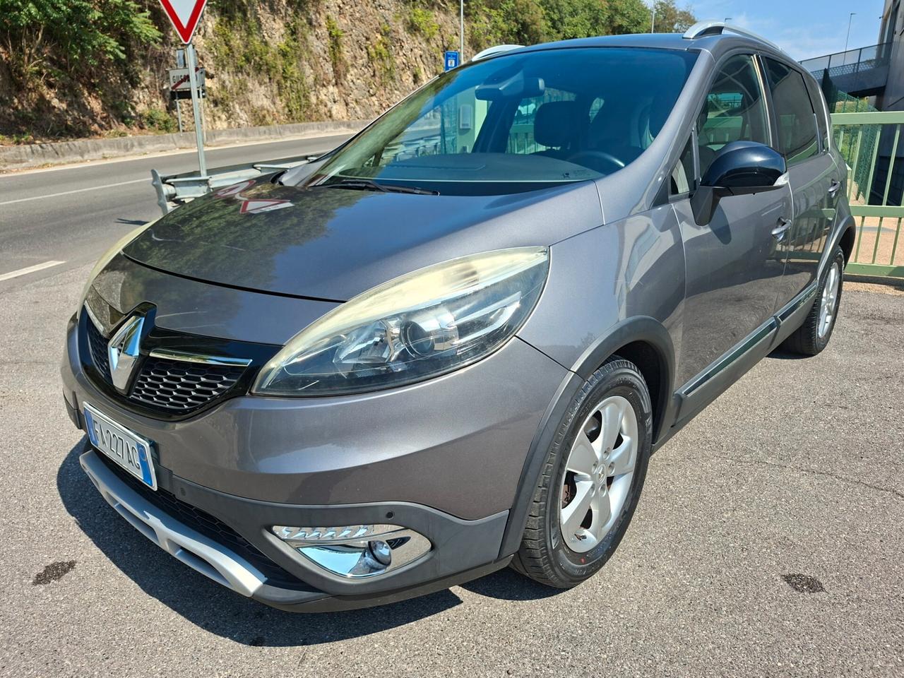 Renault Scenic X-MOD 1.5 DCI / EURO 5 / DA NEOPATENTATI