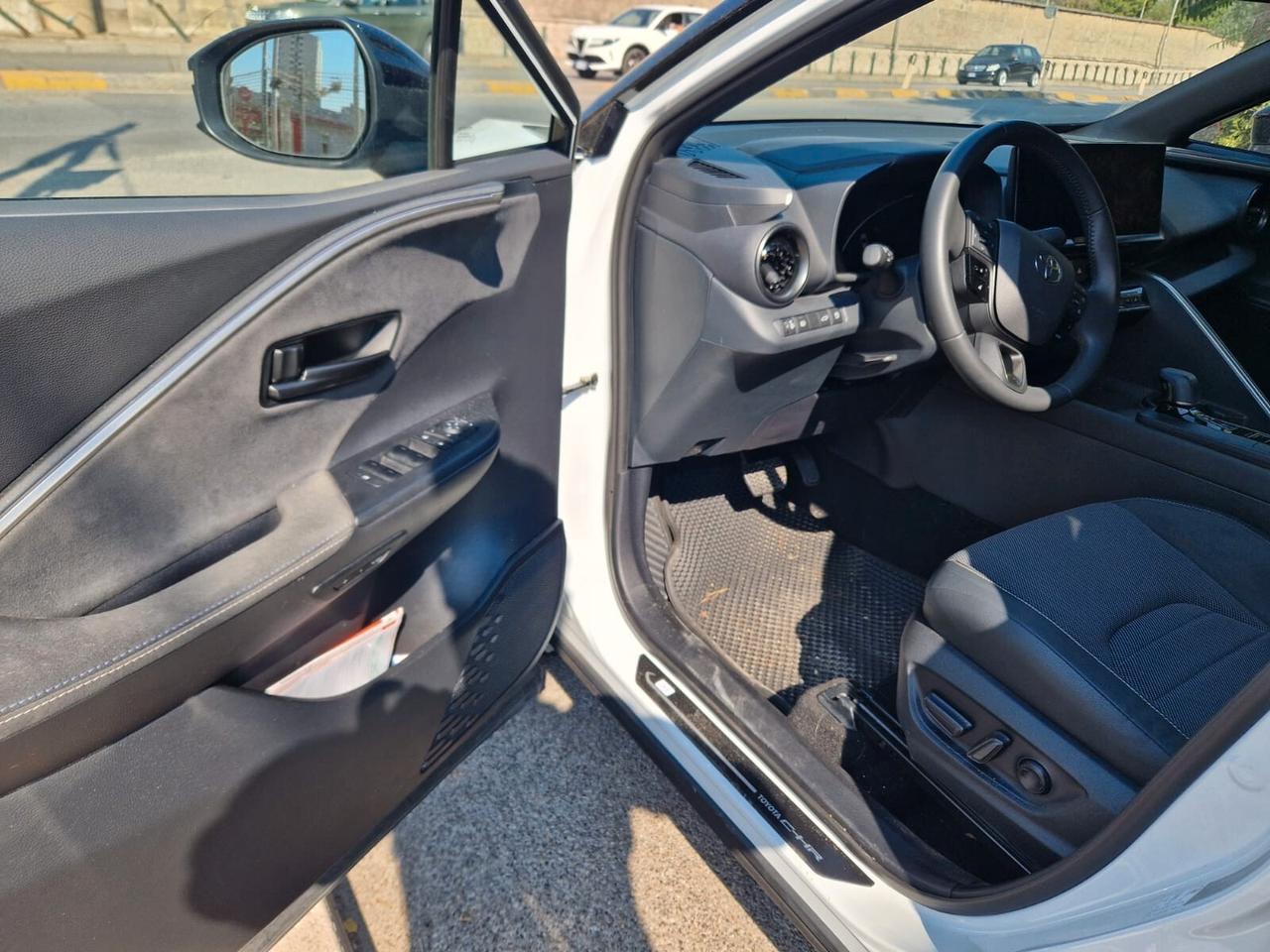 Toyota C-HR 1.8 HV Lounge
