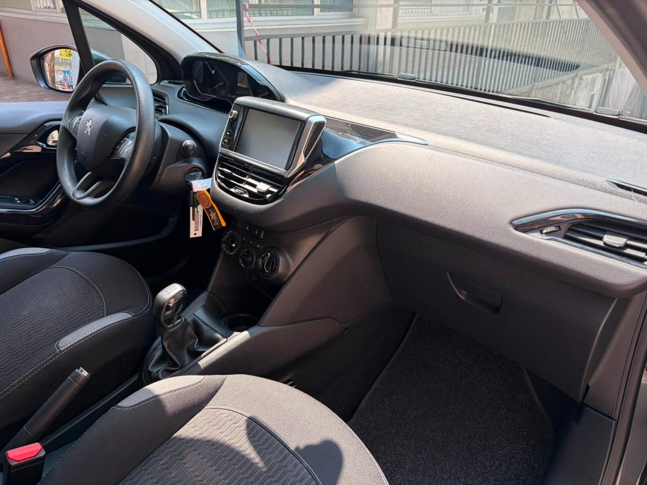 Peugeot 208 PureTech 82 5 porte Active*EURO6*NEOPATENTATI
