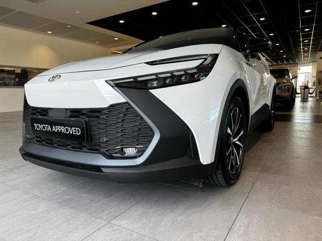 TOYOTA C-HR 1.8 HV Trend