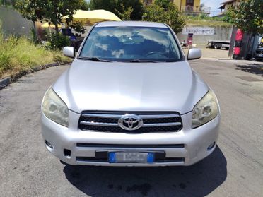 Toyota RAV 4 RAV4 2.2 D-4D 177 CV Luxury