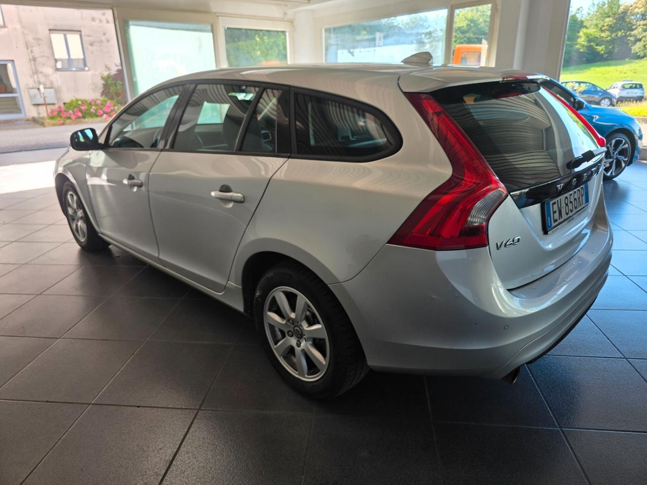 Volvo V60 D2 1.6 Momentum