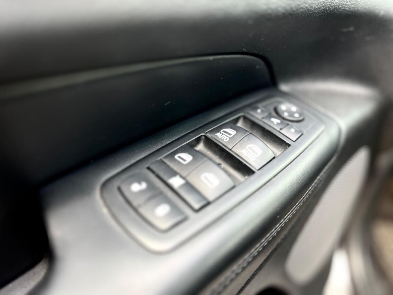 Jeep Grand Cherokee 3.0 V6(190cv)*NAVI*KEYLESS*GOMME NUOVE*SCHERMI POSTERIORI