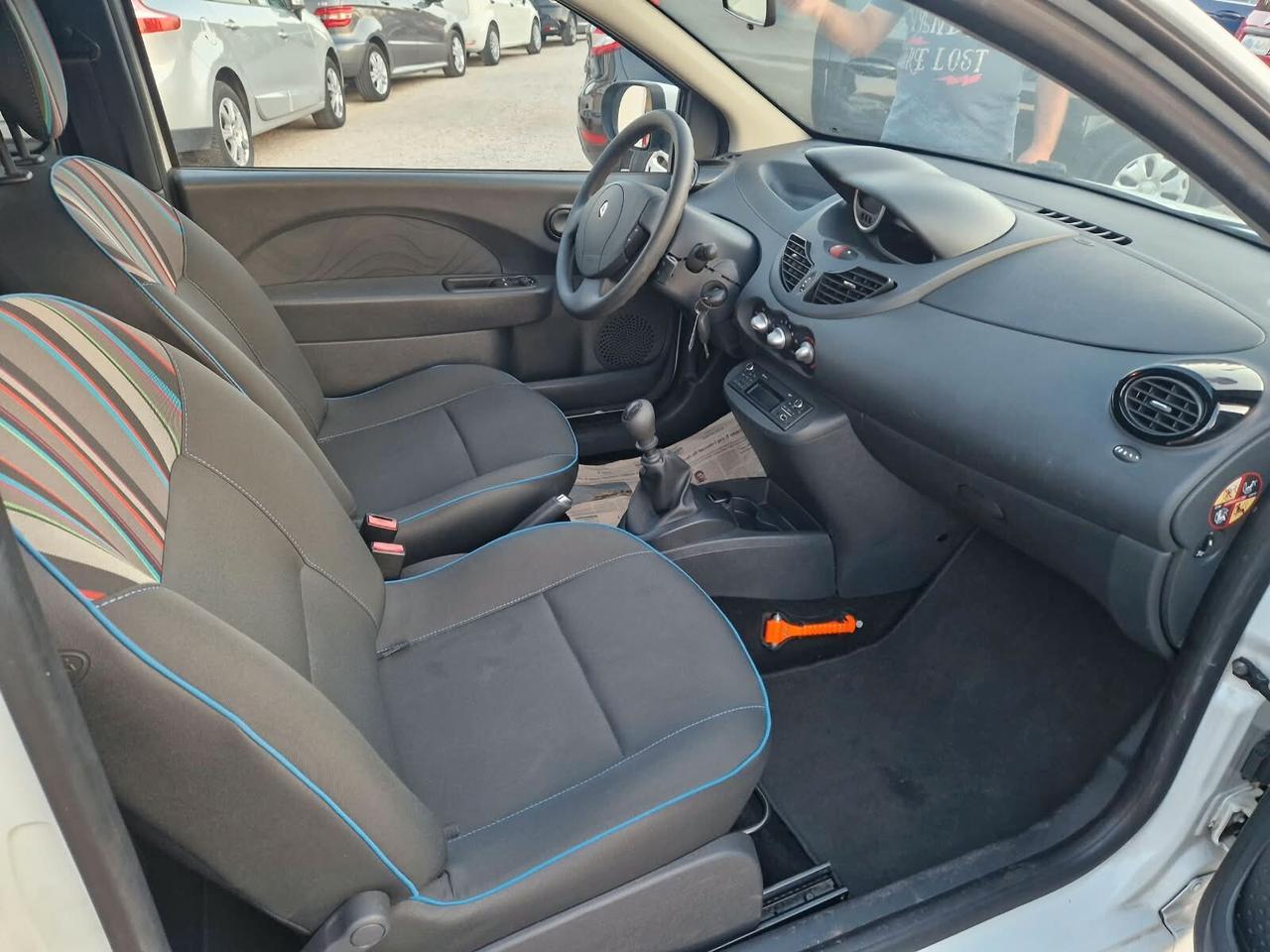 Renault Twingo 1.2 16V Live