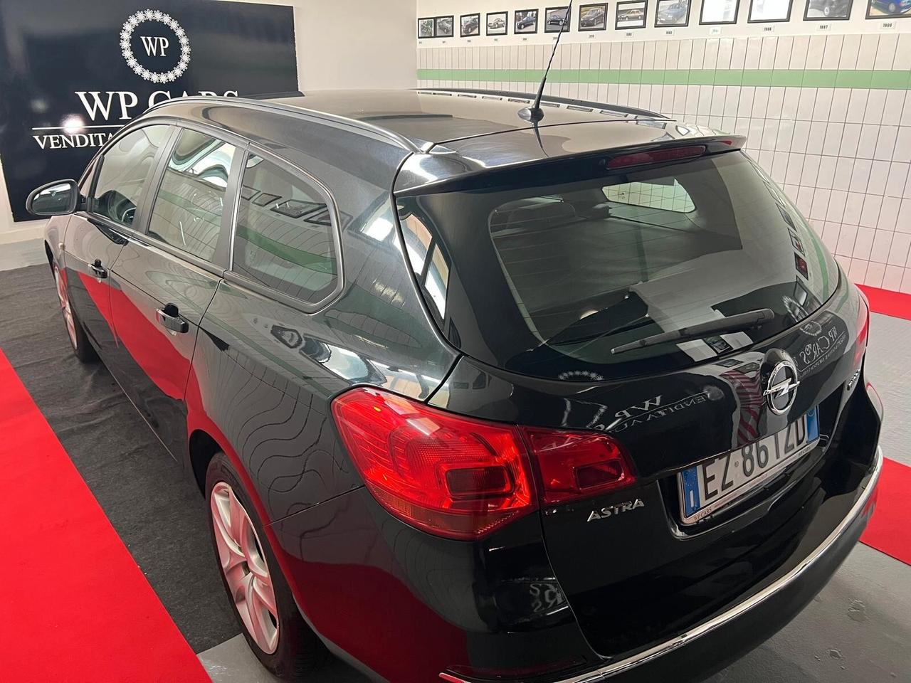 Opel Astra 1.4 Turbo 140CV Sports TourerStation Wagon GPL Tech Elective