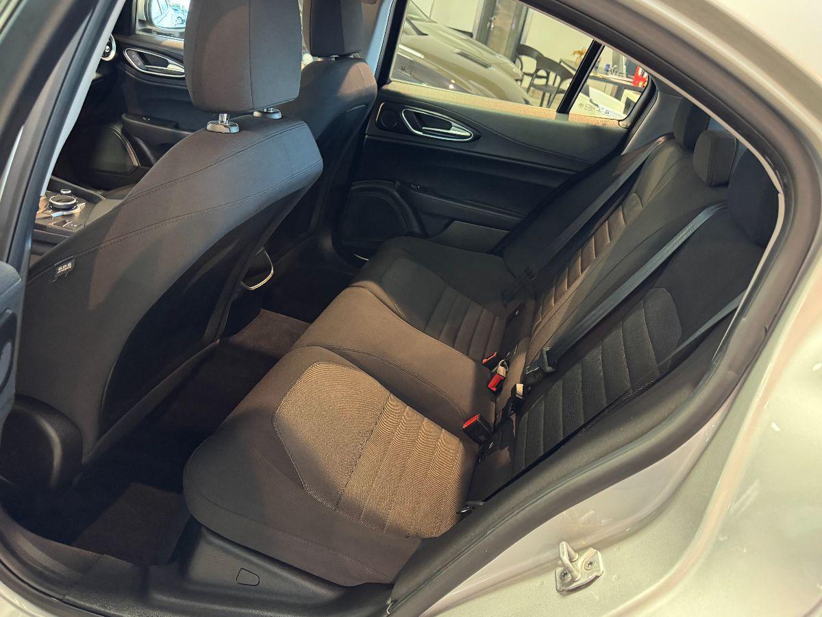 ALFA ROMEO Giulia 2.2 Turbodiesel 150 CV AT8 Super