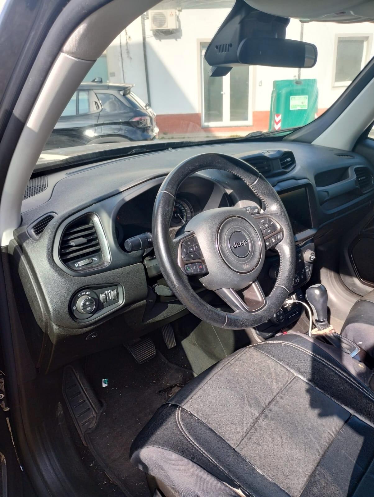 Jeep Renegade 1.3 T4 190CV PHEV 4xe AT6 Business Plus