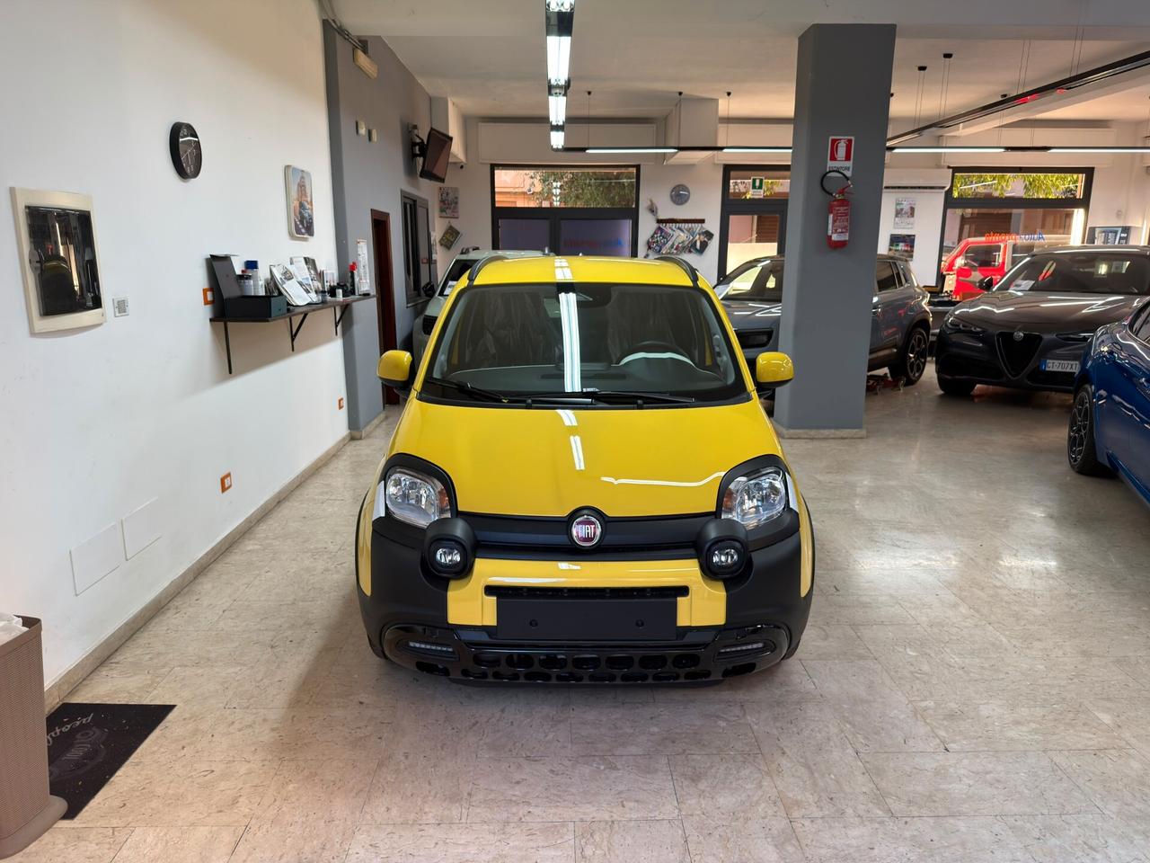 Fiat Pandina 1.0 Hybrid Cross KM0 My26 Diverse Colorazione Pronta consegna
