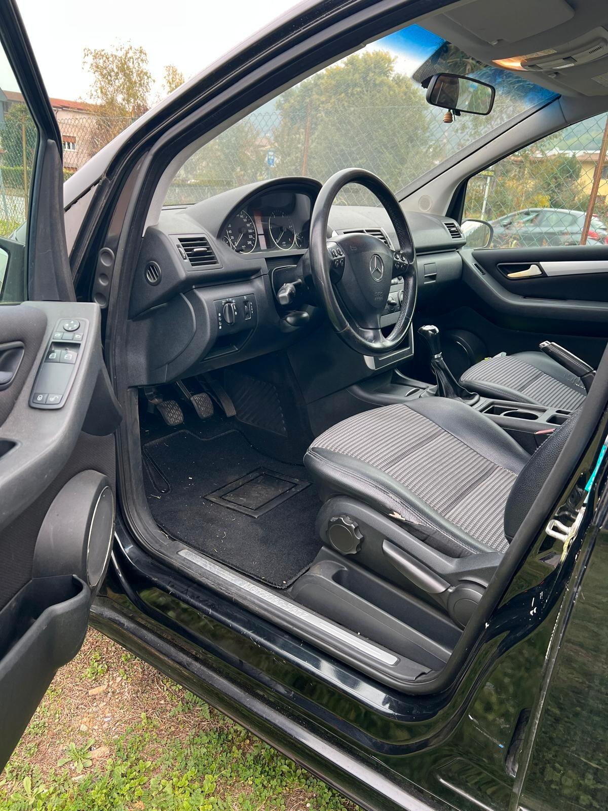 Mercedes-benz A 180 CDI X neopatentati
