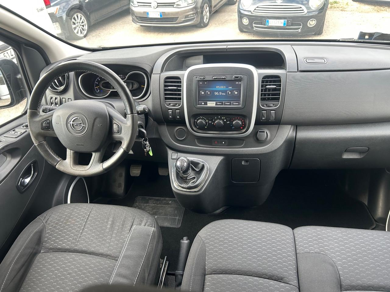 Opel Vivaro 29 1.6 CDTI 9 Posti Gancio Traino Extra long