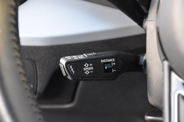 AUDI Q2 30 TDI Business *LED, NAVIGATORE*