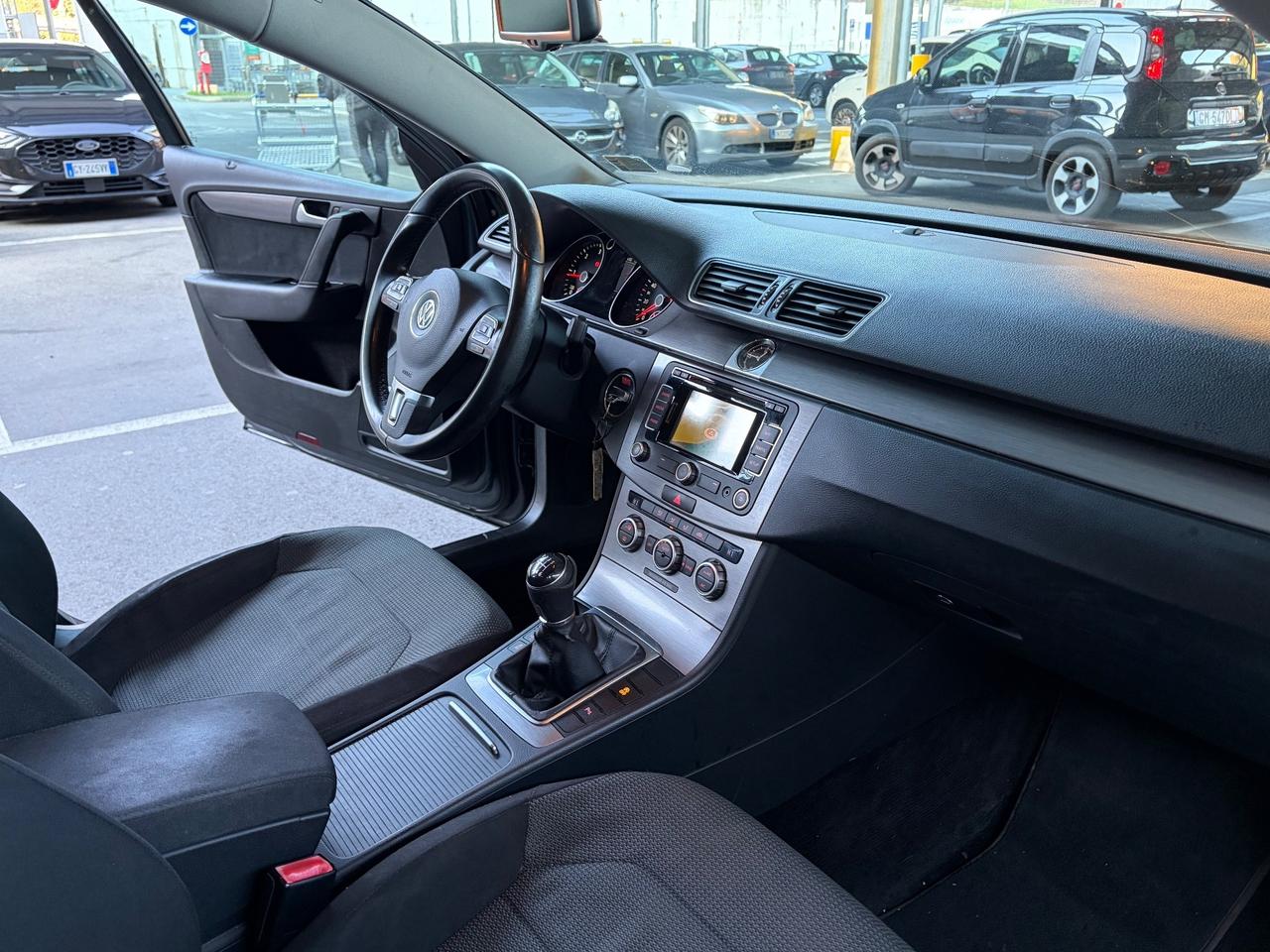 Volkswagen Passat Var. 2.0tdi 140cv manuale - 2013