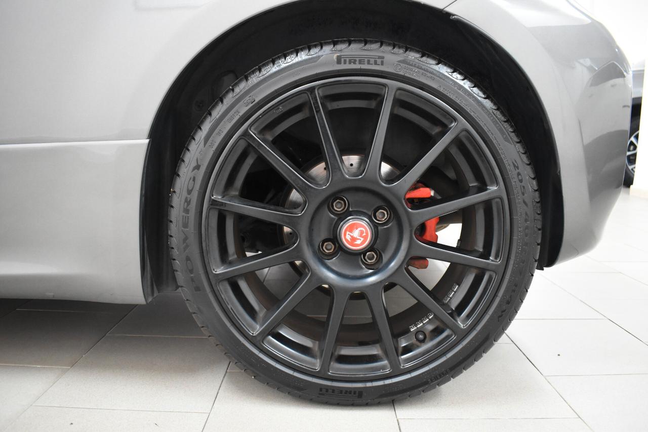 Abarth 595 1.4 Turbo T-Jet 180 CV Esseesse