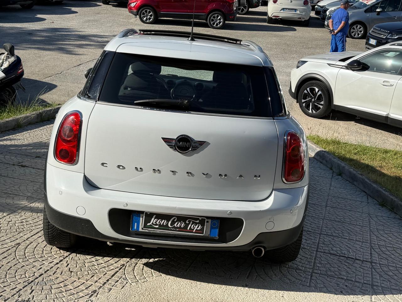 Mini Cooper D Countryman tetto apribile distribuzione fatta