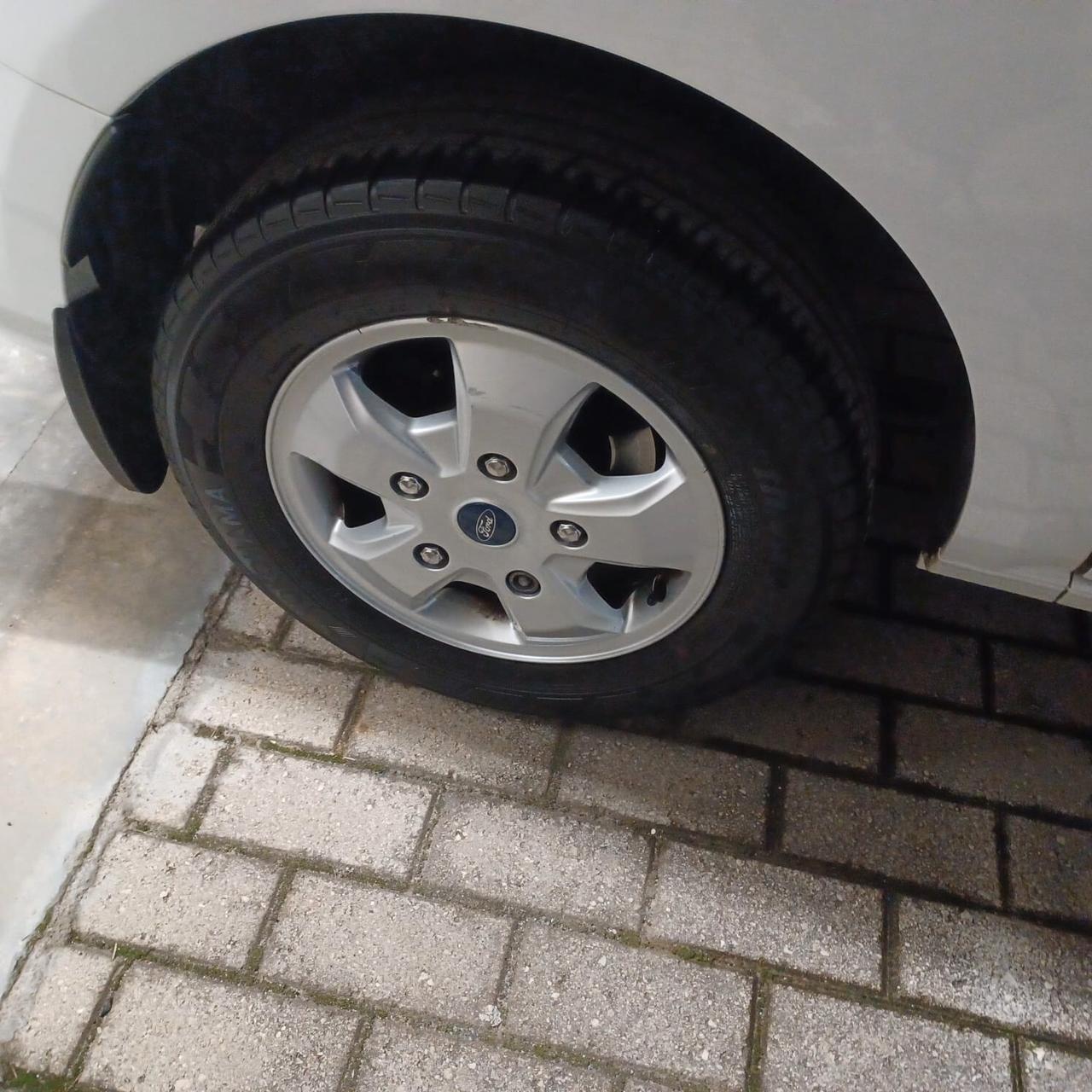 TENUTO IN MODO MANIACALE TRANSIT 1.6 3 POSTI