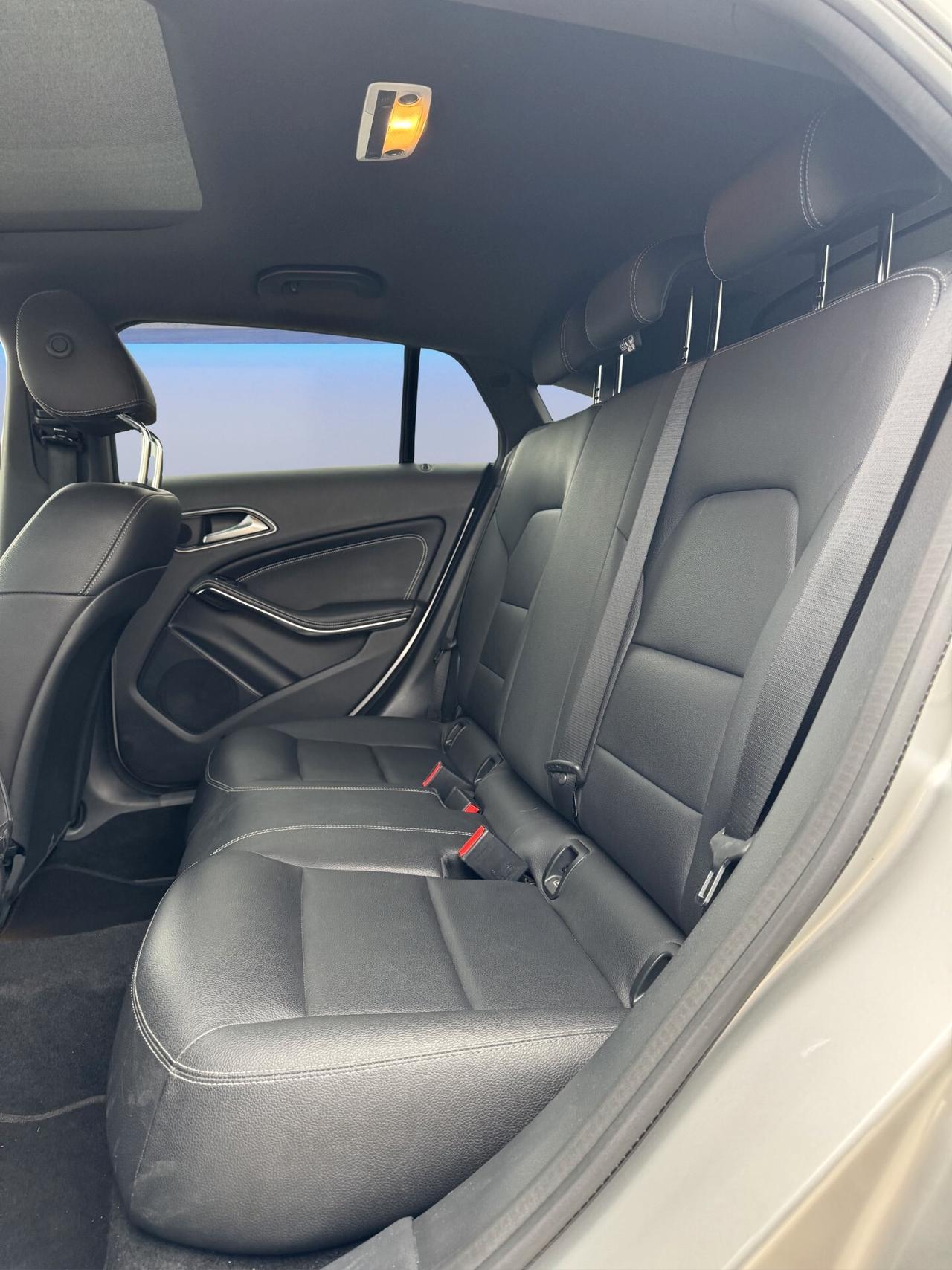 Mercedes-benz CLA 180 d S.W. Automatic Sport