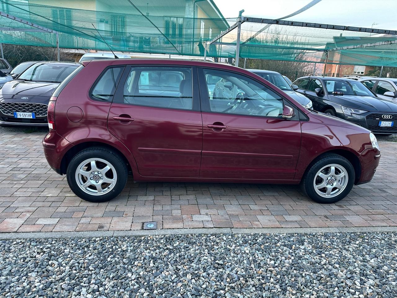 Volkswagen Polo 1.4/69CV TDI 5p. Sportline