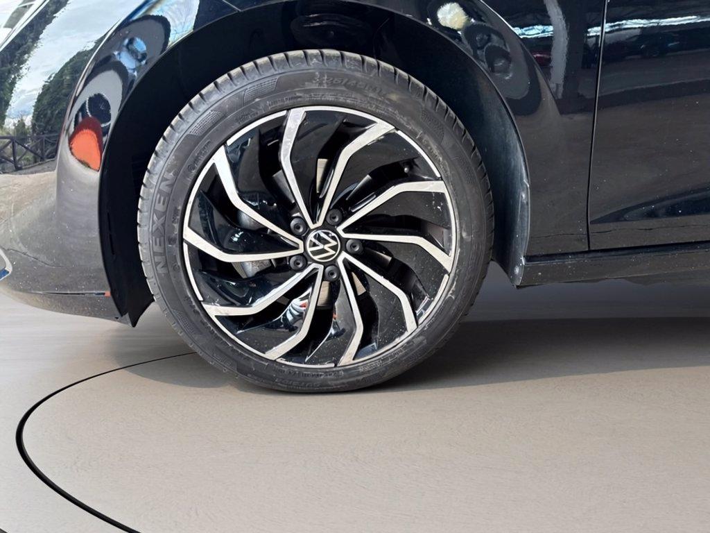 VOLKSWAGEN Golf 1.0 tsi evo life 110cv del 2023